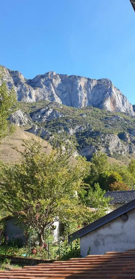 아파트 Appartement T3 Vue Montagne Sinsat